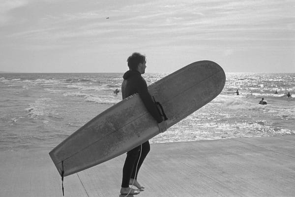 Roll 54 (2025) / Leica MP, HP5